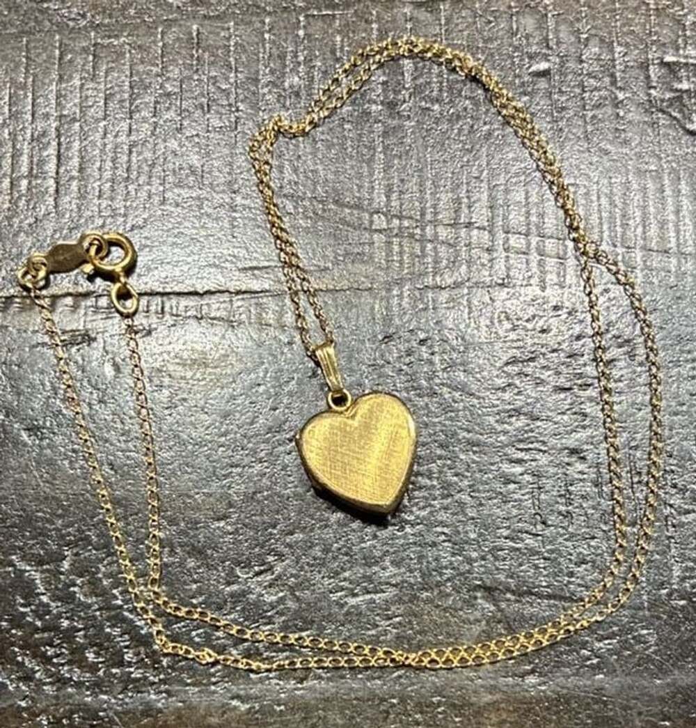 14K Gold Heart Locket Necklace Child’s 14 Inches